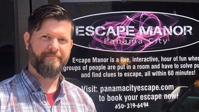 Escape Manor